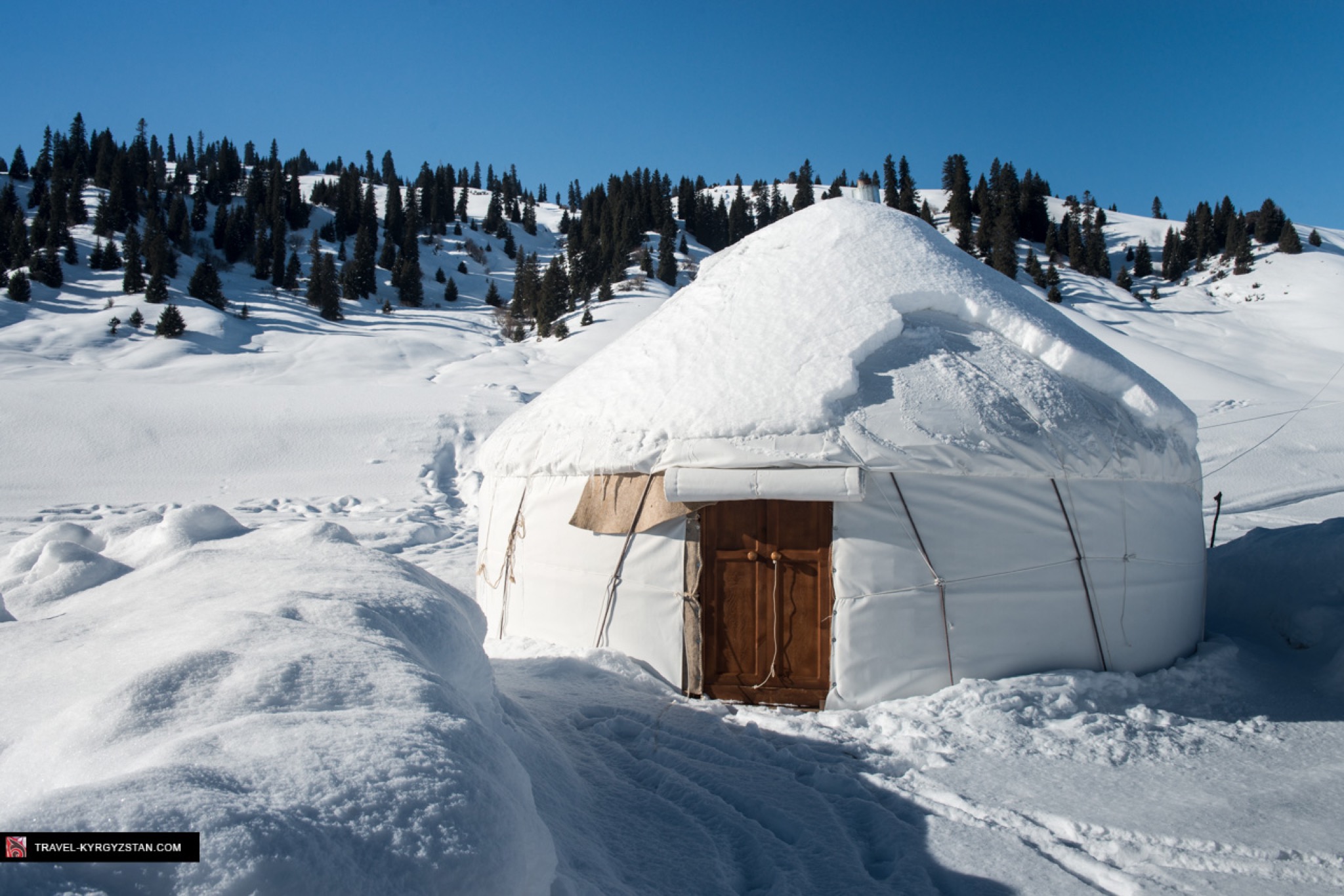 Jyrgalan Tyup Yurt Lodge - Photo 10
